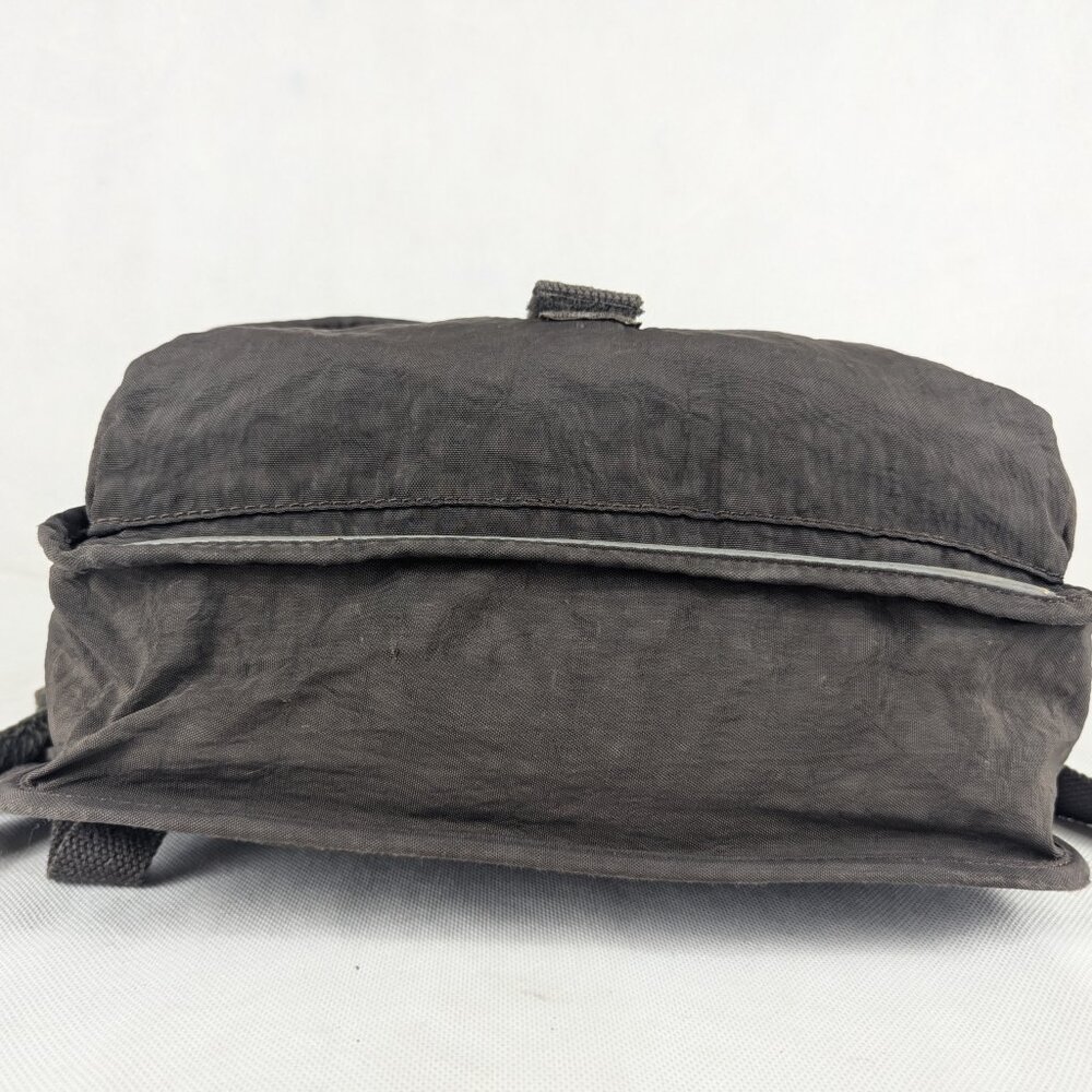 Kipling Brown Backpack - Classic Nylon Bag - Used - Buy Now - Ships Fast - Picture 6 of 13